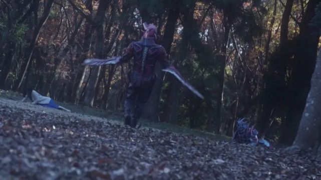 印章|假面骑士Revice The Mystery第二集剧情简介,门田超人再次倒下