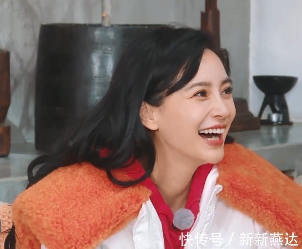 姚導(dǎo)讓汪蘇瀧免費(fèi)寫歌時(shí)，李晨沙溢輪番忽悠，誰注意baby的做法