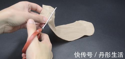 旧袜子一只也别扔，放在家里特别实用，一年能省几百元，涨知识了