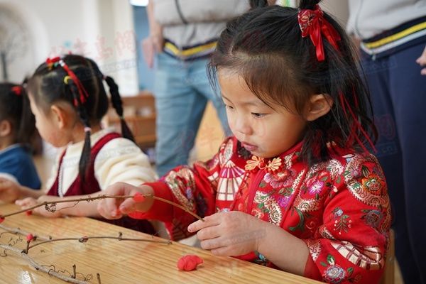 圣顿公学幼儿园|逛庙会 迎开学 圣顿公学幼儿园举行“健康成长，快乐起飞”主题开学嘉年华活动