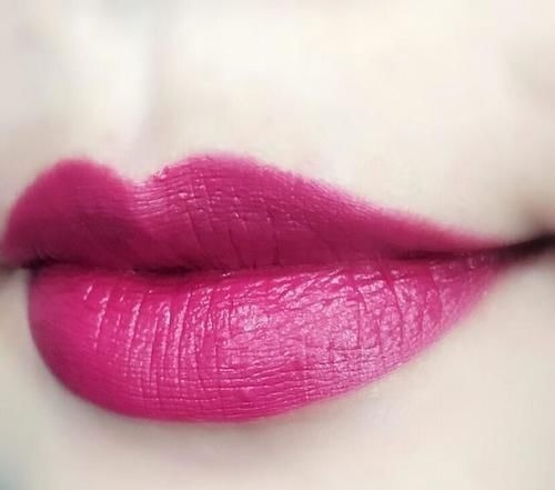 纪梵希 5只买完就后悔的口红吐槽,荧光又显黑!你踩雷了几个?