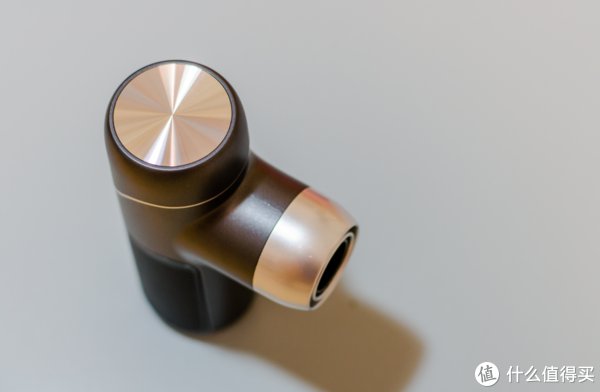 筋膜枪|Q妈爱种草 篇二十四：百元价位的筋膜枪能用吗~健身小白的筋膜枪初体验