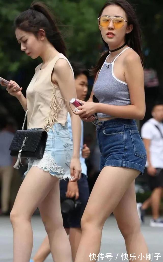 打扮 打底裤的打扮显瘦又遮肉,可以参考这些,带来显高又显瘦的视觉感