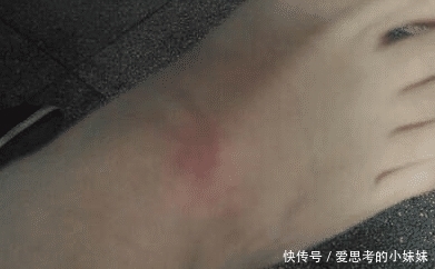 难忍受的球鞋反人类设计,一千多块的鞋都不如买国产