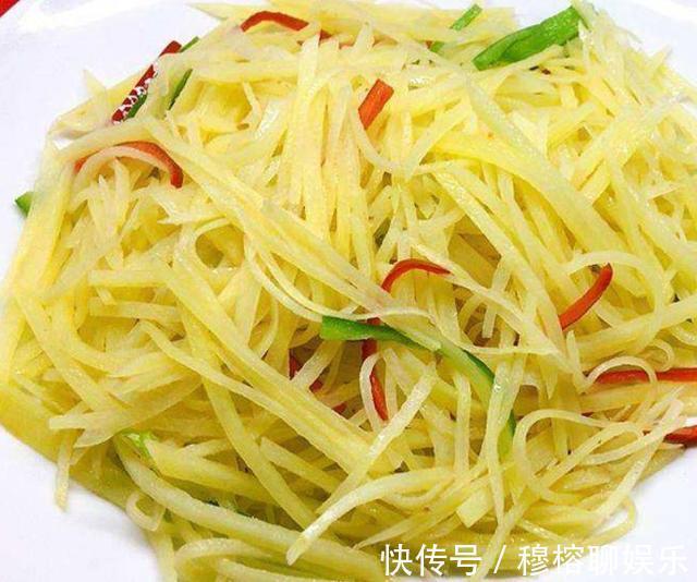 口感|炒土豆丝时别直接下锅，加上一步，吃起来脆爽入味，口感更上一层