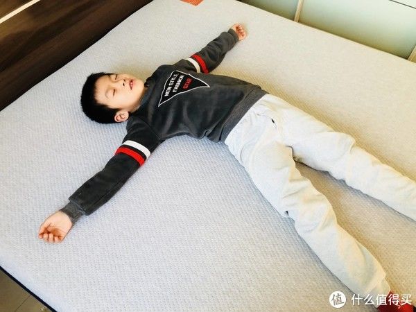 竹炭|换了新的床垫后，深睡时间竟然翻了将近3倍，这床垫换值了