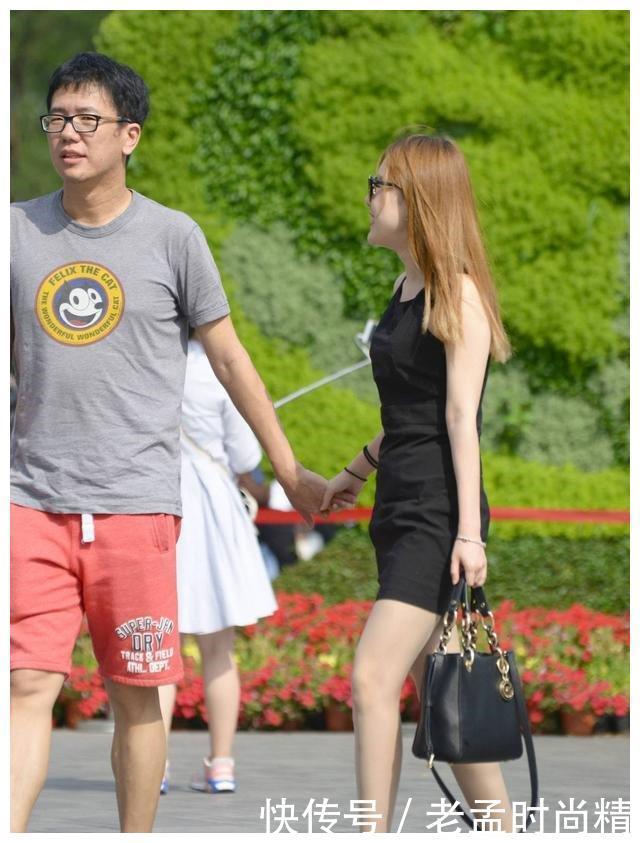 尖头|街拍:时尚的尖头细跟鞋,有哪些漂亮的款式?到时尚街区看一下吧