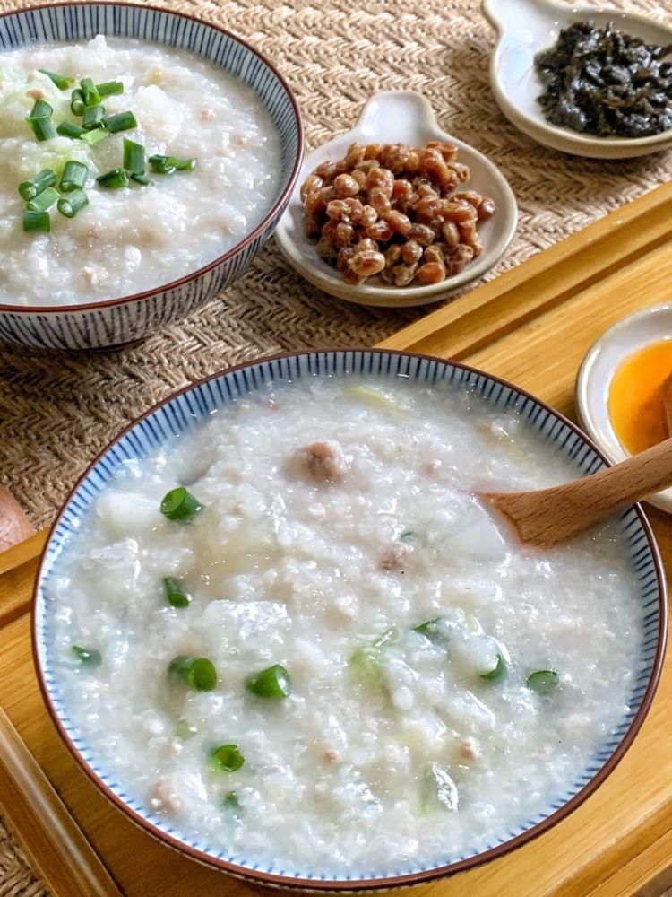 养胃就要多喝粥，冬瓜肉末粥适合全家，一碗下肚浑身舒服