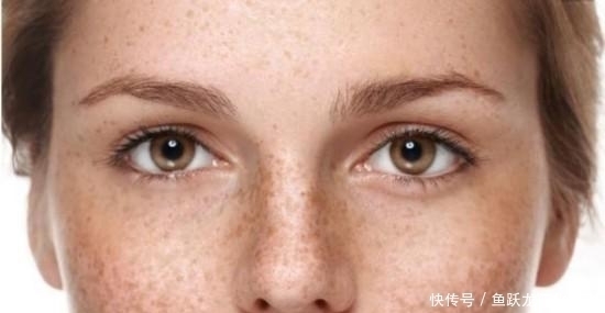 白嫩|皮肤科医生牛奶配上它,睡前喝一点,色斑绕开走,脸白嫩人漂亮