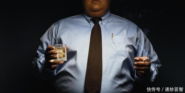 男性|男性伤精的行为已公布，喝酒未上榜，排在首位的很多人每天都在做