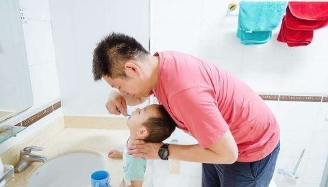 孩子|越是没能力的爸爸,越爱讲这几句话,孩子以后,也很难有出息