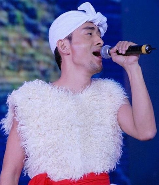 从“草根歌手”到郭兰英爱徒,从当红明星到万人唾骂,阿宝怎么了