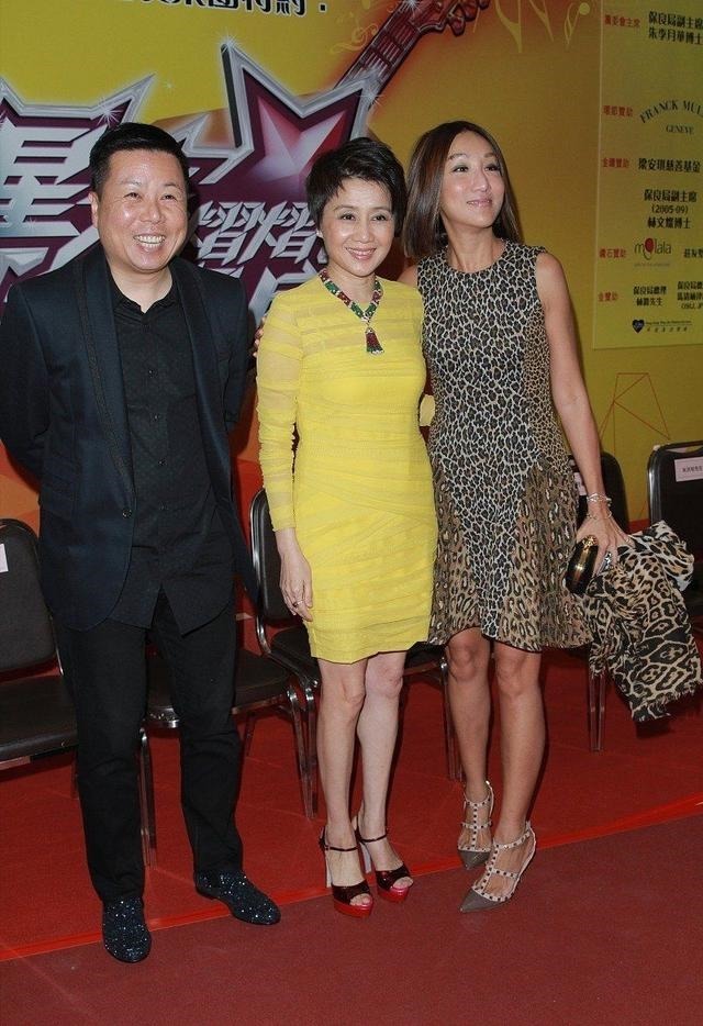 身材比例|赌王四太梁安琪气质绝了,穿一条黄色连衣裙身材比例出众,超洋气