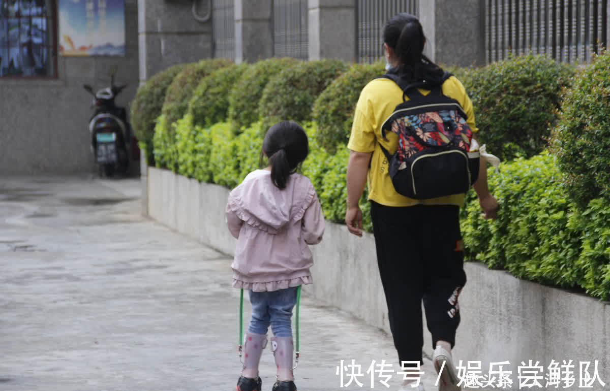 帕金森|女孩长相甜美,因发育迟缓不会说话,妈妈为其日夜操劳患上帕金森