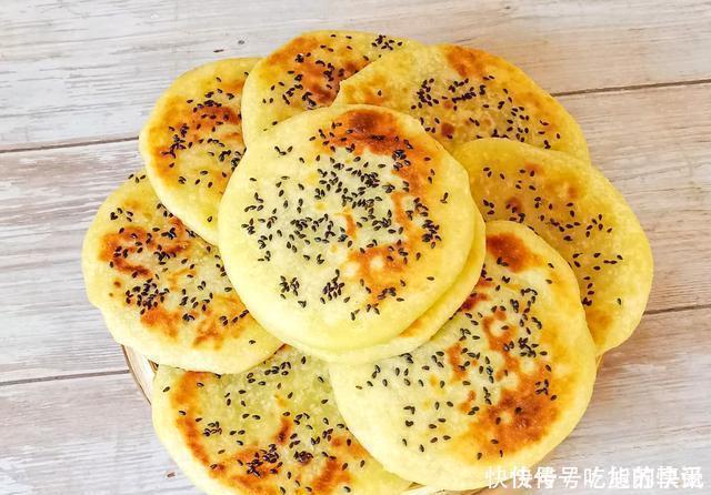 全程|外婆30年的烙饼诀窍,全程详细教你,烙出的饼柔润不发硬,超好吃
