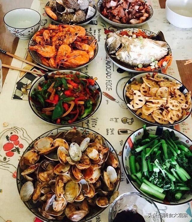 儿媳|放假回婆家，7个婆婆做的家宴对比下，就能看出儿媳的分量了