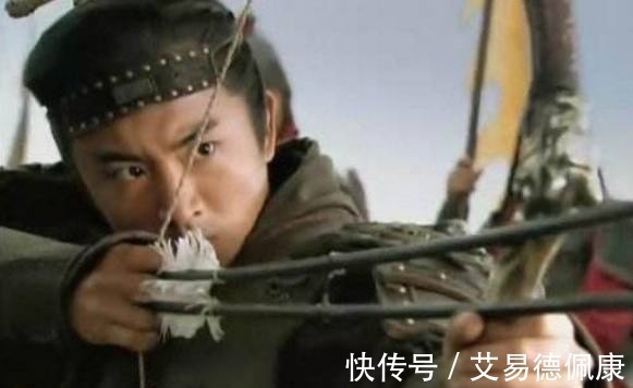 山士奇&他跟林冲旗鼓相当,林冲称赞他是高手,结果被水浒小人物一招秒杀