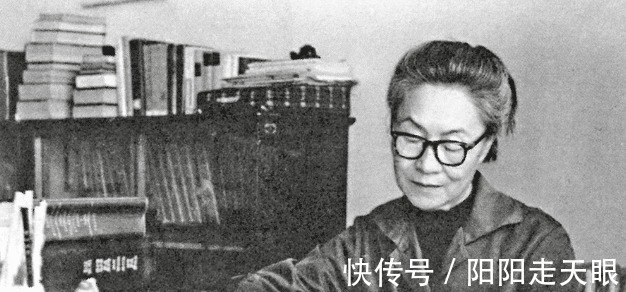 钱钟书@杨绛给钱钟书寄去一个怂字,对方回的一个字,让杨绛感动落泪