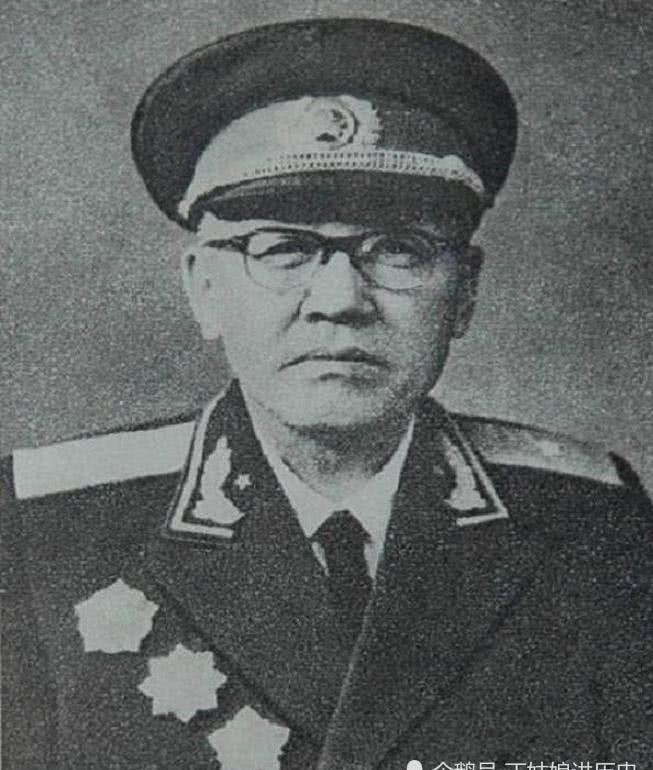 东北野战军|这个军的政委和两个副军长,后来都是中将,为何军长只是少将?