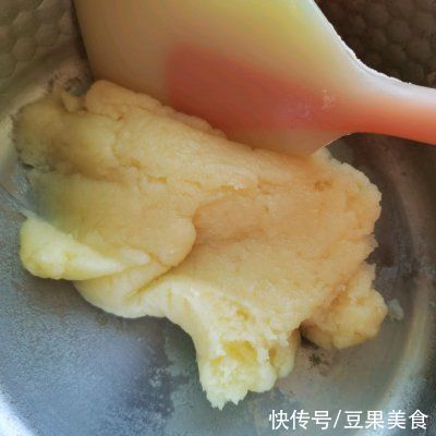 别怪我没提醒你，这道酥皮泡芙一吃就上瘾