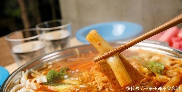 舌头发麻是大病征兆?导致舌头发麻的5个因素,你要弄清