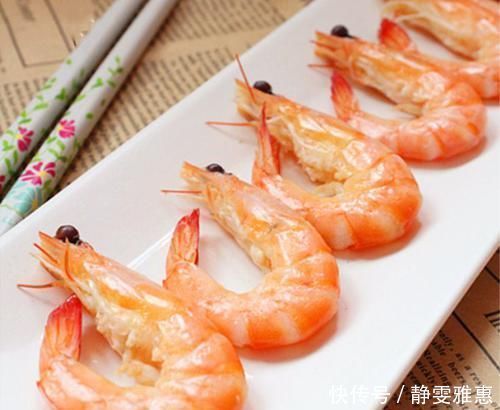 白水煮虾时,先放盐还是后放盐这一步做错了,难怪虾又老又腥