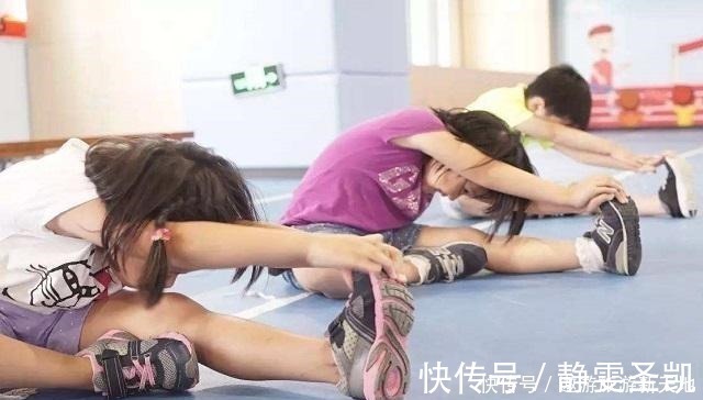 万物生长|孩子“骨骺线”闭合前，身体会发出3个信号，父母早发现娃还能长