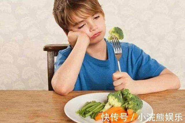 遗传因素|孩子是天生矮还是发育晚答案已经透露给了父母,第一个很明显