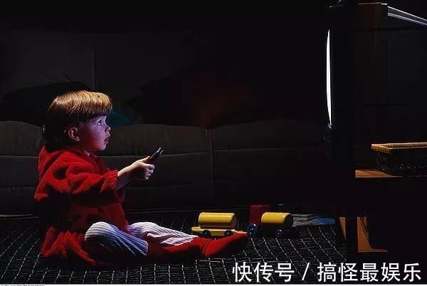 大脑黄金|清华教授:最补脑的不是核桃,睡前多吃2物,补脑益智,孩子成绩飞涨