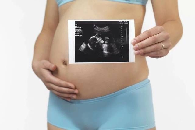 尿频|孕妈妈怀孕后胎儿把内脏器挤到“大挪移”， 真相会让你想哭