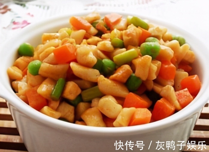 鸡丁|人到中年注意饮食,推荐三种美食,排毒清肠,养护血管