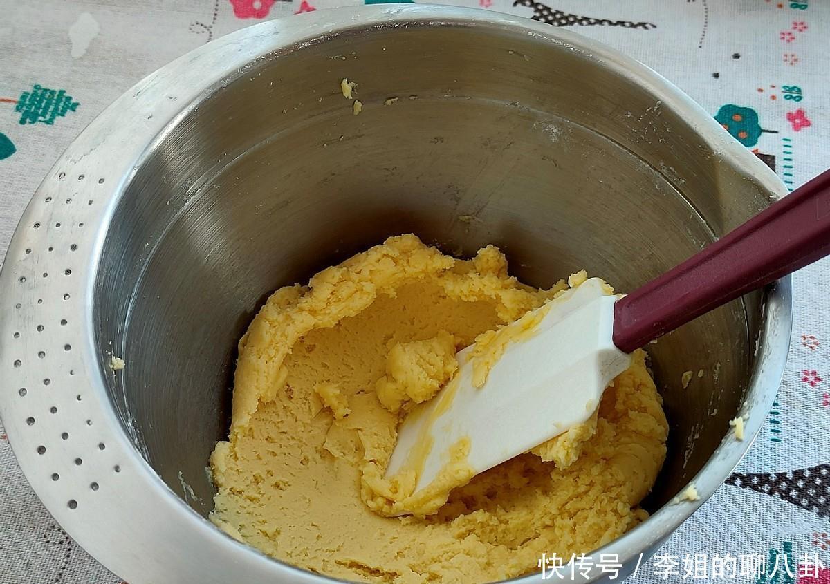 夹心饼干|自制芝士夹心饼干，香甜美味，孩子喜欢吃，早餐下午茶的好选择
