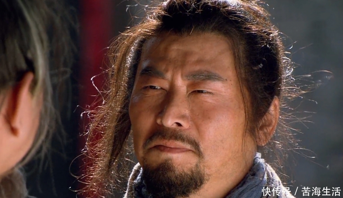 为啥|王进林冲都得罪了高俅,为啥林冲惨遭追杀?陆虞侯一句话揭示真相