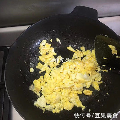 复赛|#圣迪乐鲜蛋杯复赛#香葱蛋炒饭