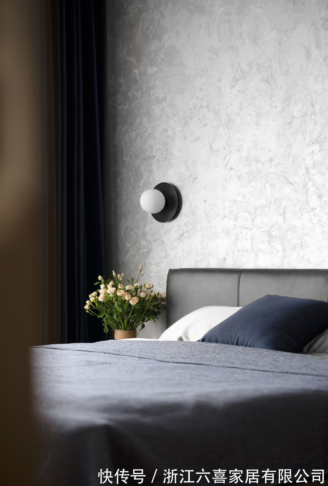 业主|嵌入式冰箱与玄关柜的无界组合，开放式厨房实现空间的通透和敞亮