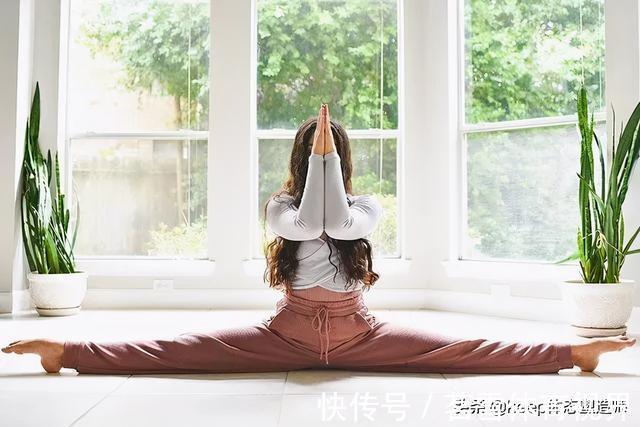 臀部|假胯宽显得臀部臃肿?坚持3式瑜伽,强化骨盆肌肉,塑造修长双腿
