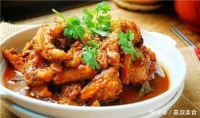 做红烧鱼块时，千万不要一直炒，加入这个东西，出锅的鱼肉嫩滑