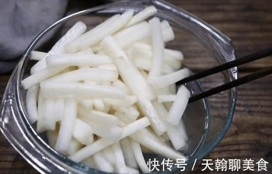 腌萝卜,牢记“3窍门”,萝卜腌好又脆又香,比买的好吃,又耐放