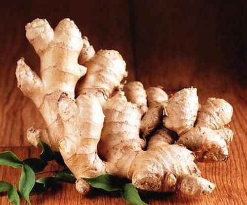 生姜用醋泡一泡,功效这么多每天早上喝一点,4大好处不请自来