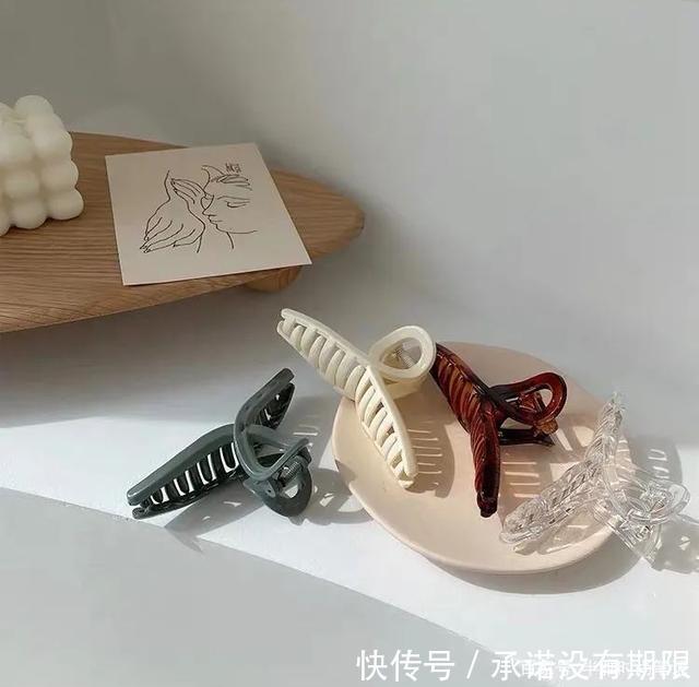 女主|别乱剪头发了,这4款 “有钱发型”,谁剪谁高级!