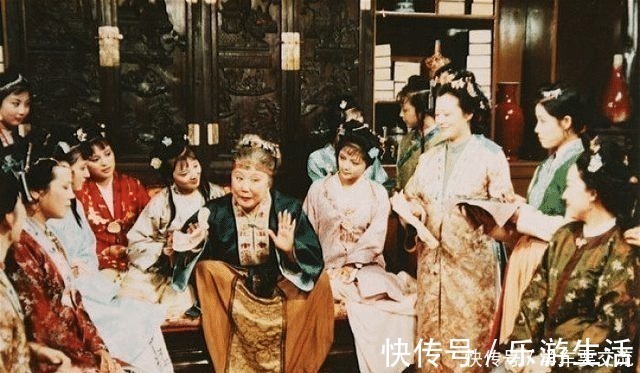 老太太@唯一在贾府抄家中全身而退的人,却被称为《红楼梦》中最阴暗的人