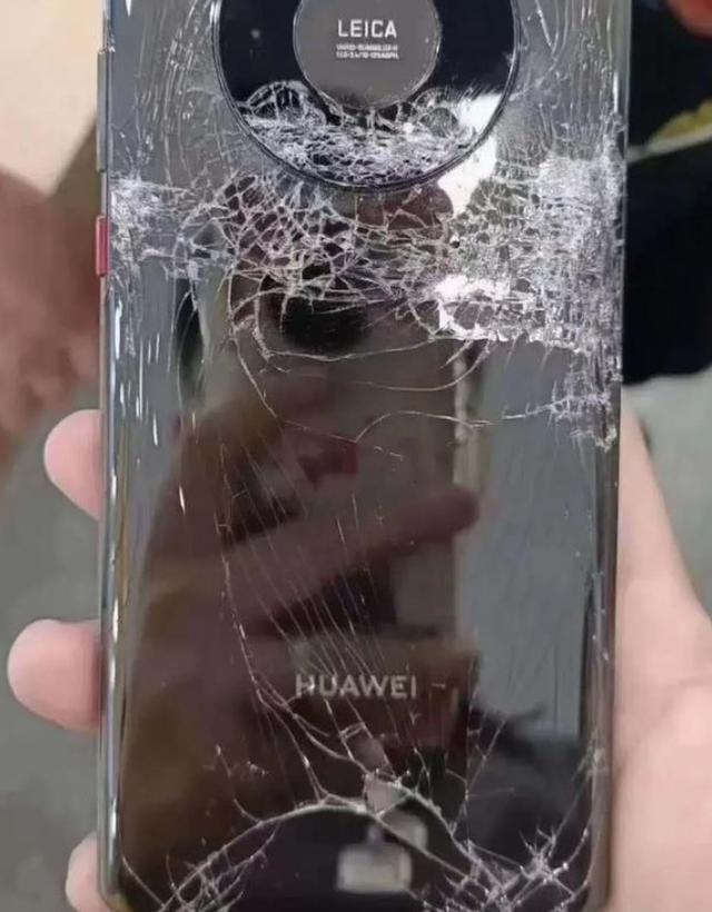 屏幕|手机:屏幕损坏,换屏还是换机?