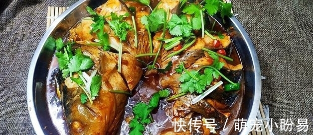 啤酒烧鱼|啤酒炖草鱼,妈妈教的家常做法,真是一道很不错的下酒下饭菜