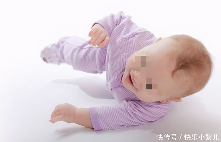 妈妈|宝宝四个月不会翻身怎么办?孩子翻身的关键期,妈妈别错过了