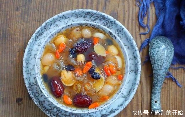 煮银耳汤，第一步就错，难怪不出胶！记住4个技巧，出胶又快又多