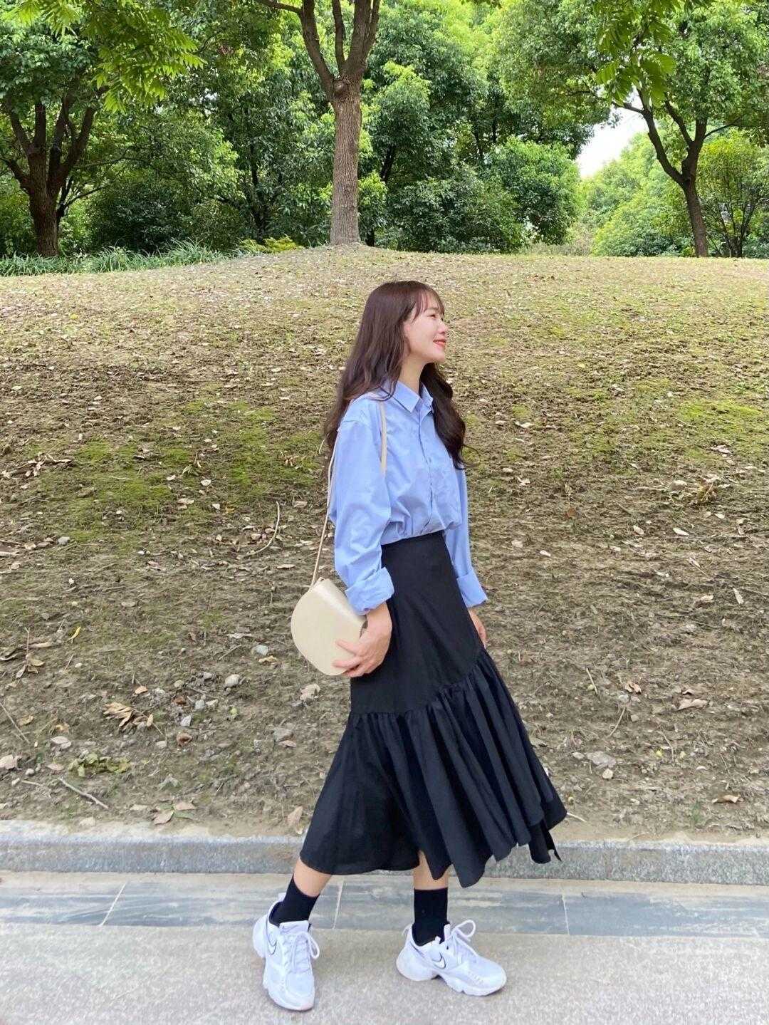 秋天|衬衫这样穿很耐看,学会这几个搭配技巧,提升气质还减龄