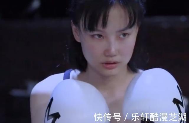 如此拼命黄龄录综艺被王菊打哭,下巴移位呼吸困难,粉丝超心疼