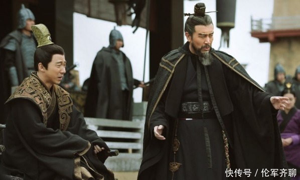 门前|三国一武将的子孙，被历代皇帝敬仰千年，门前1对联没第2家敢用