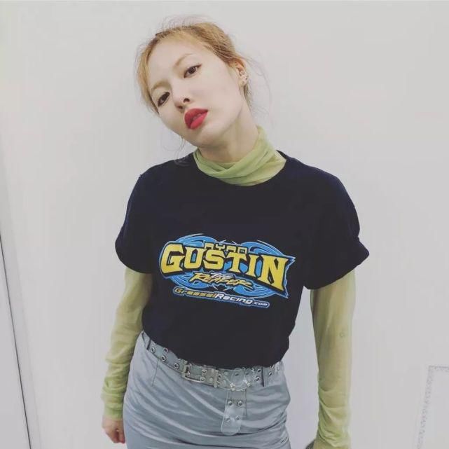 衬衫+衬衫，裙子+裙子…春天流行这样穿，火了！！