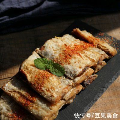 早晨来一碗干炸舟山带鱼,大人小孩都爱吃